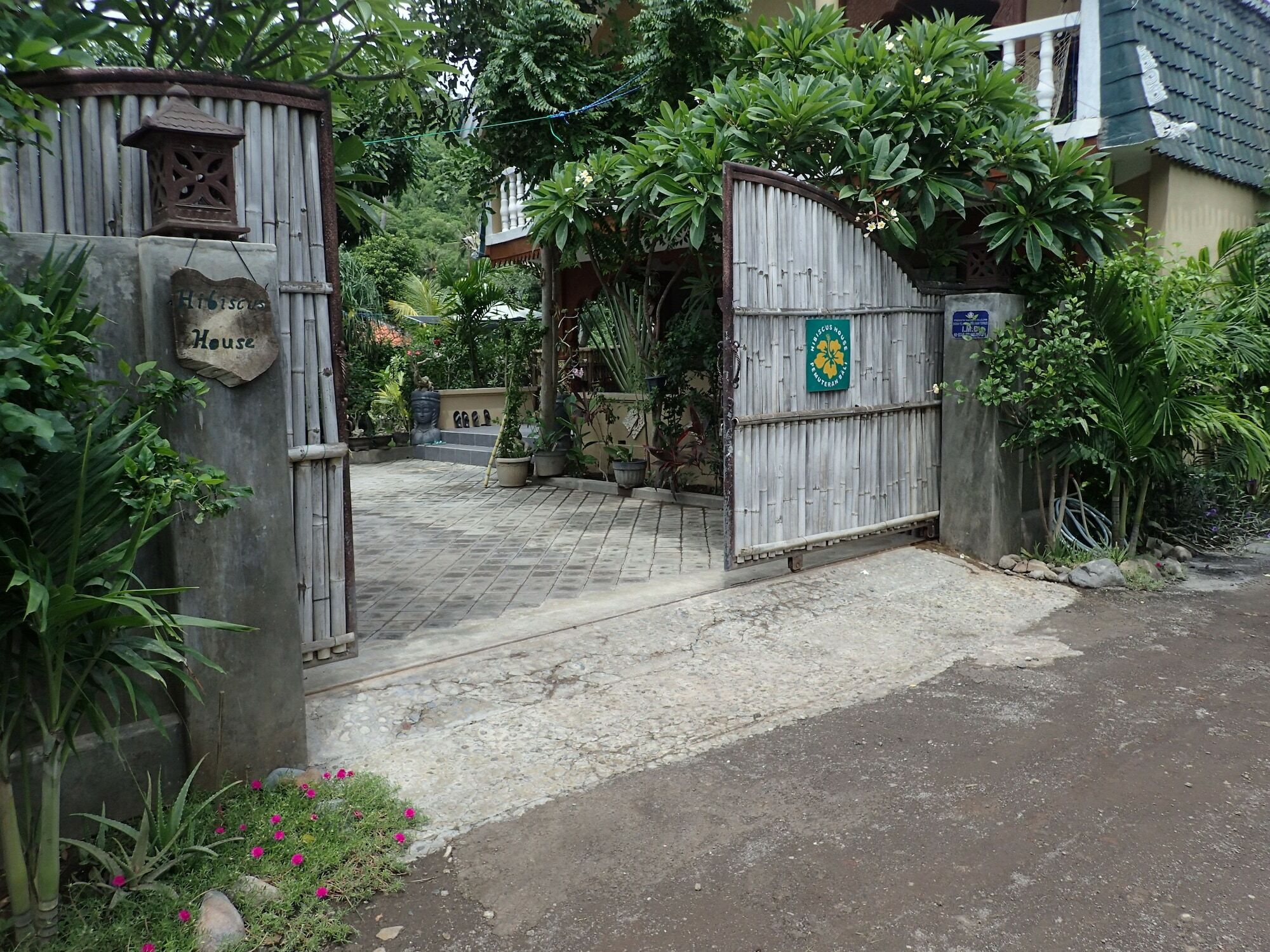 Hibiscus House Bali Hotell Pemuteran Exteriör bild